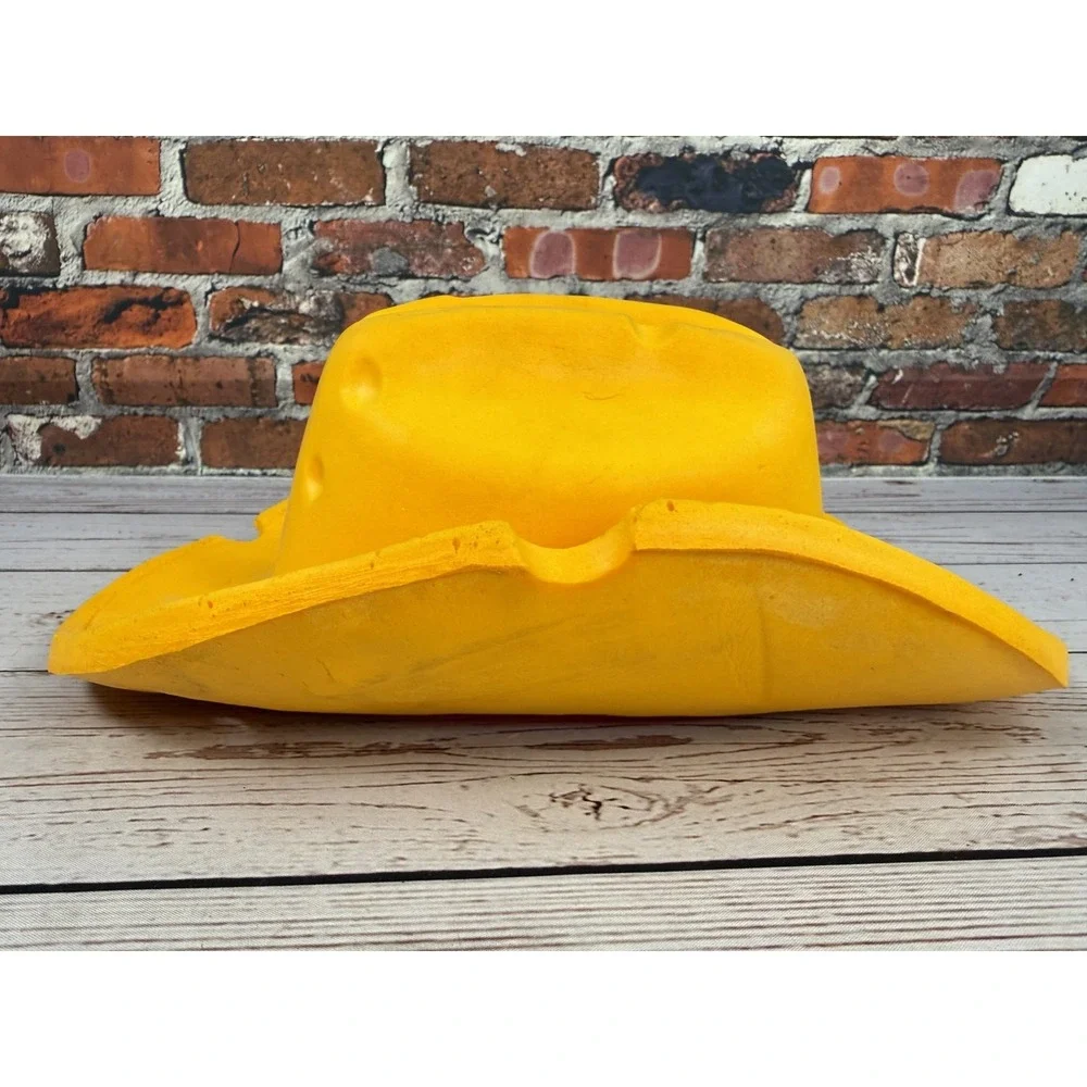 Vintage CHEESEHEAD Cowboy Hat Foam Green Bay Packers Fan Souvenir Collectible